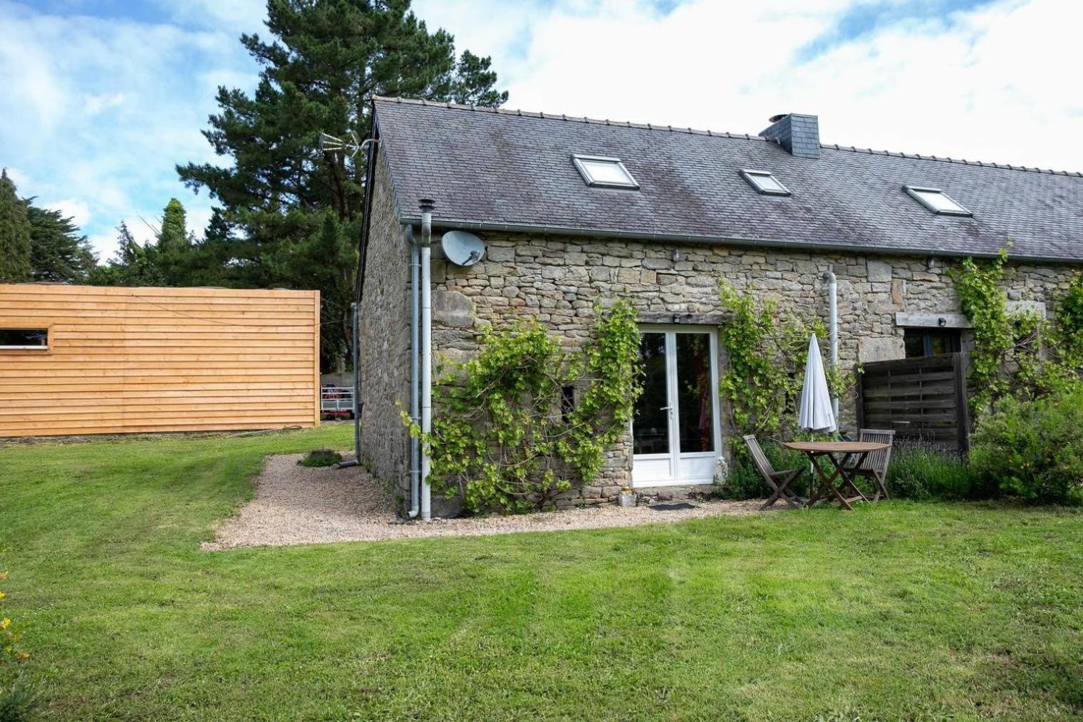 Domaine De La Blanche Hermine Plounerin Extérieur photo